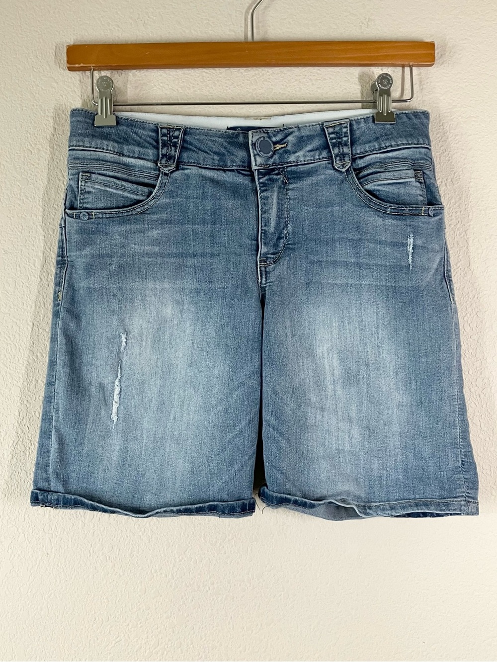 DEMOCRACY Ab Solution Jorts Bermuda Denim Shorts Distressed Size 6 Festival